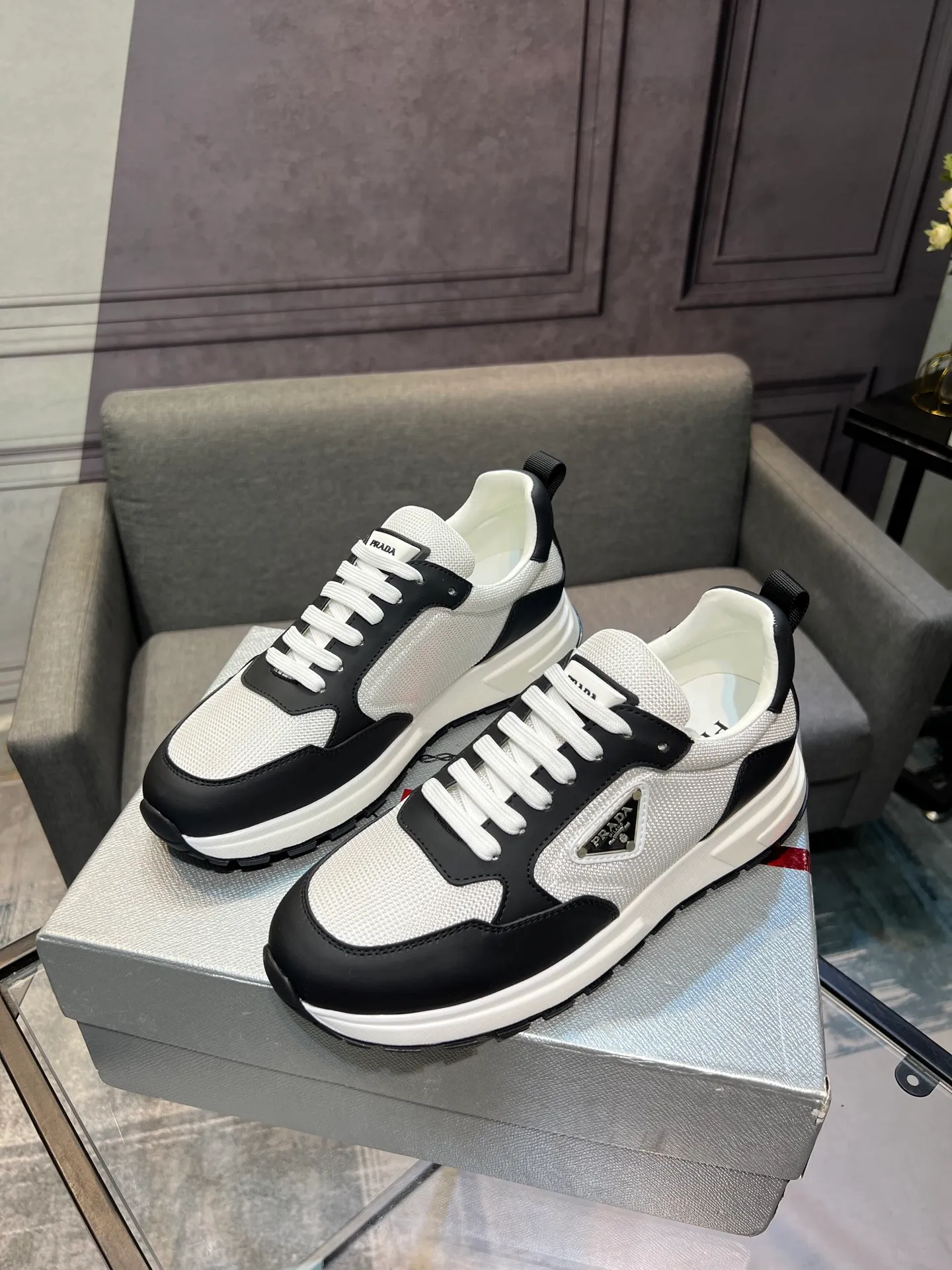 💰¥540 [PRADA] Men’s shoes are popular in the counter, official website synchronization, 1 high-quality shipment ✔️Original cowhide + cowhide lining, 1🆚1 replica, original sole, 38-45 (45 customized, non-refundable)
